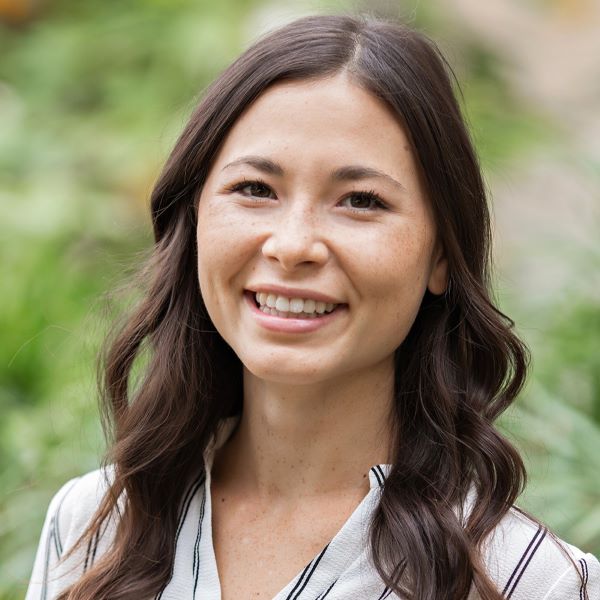 Headshot of Rebecca Weller